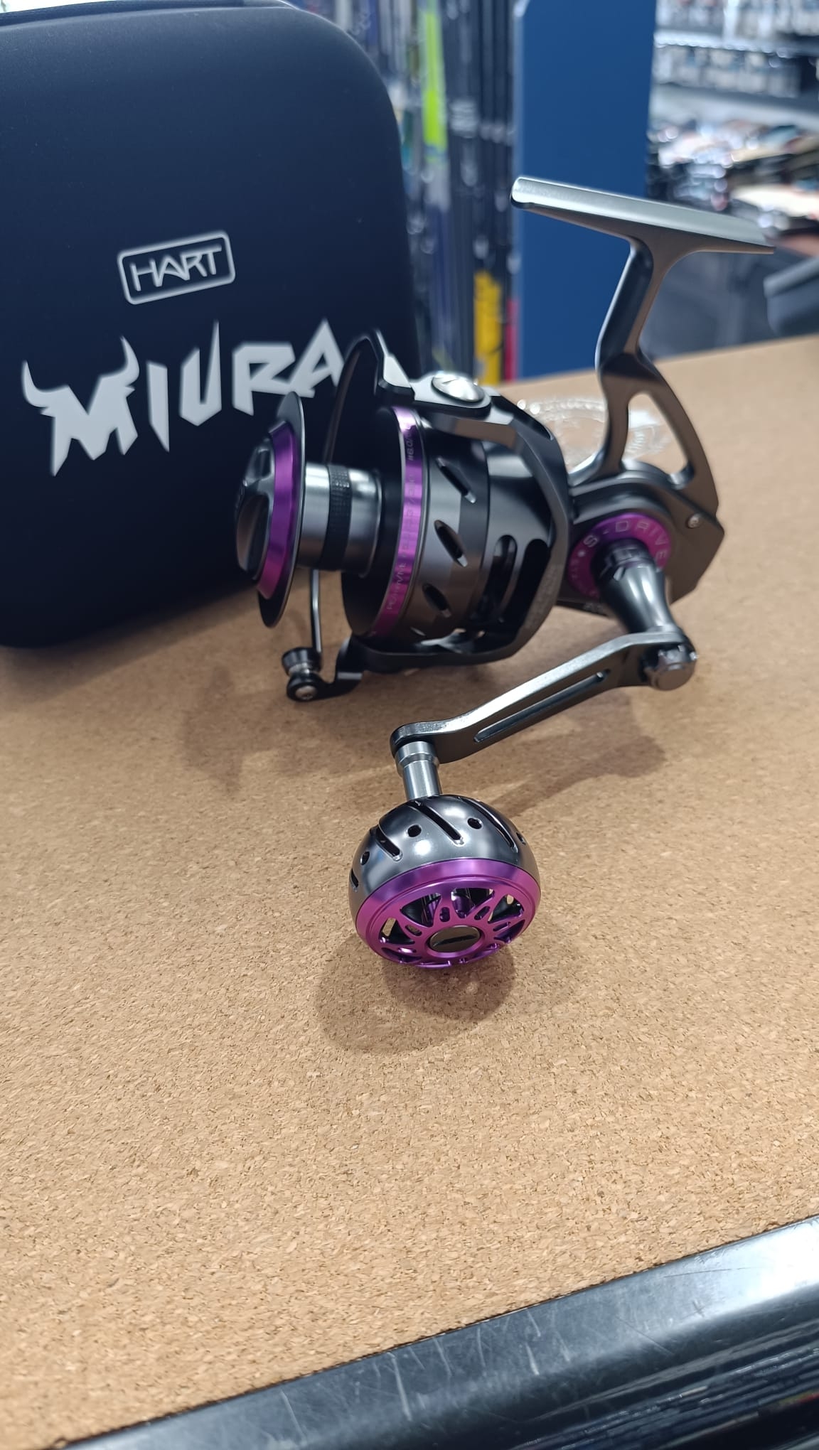 CARRETE HART MIURA SPIN FORCE 8000